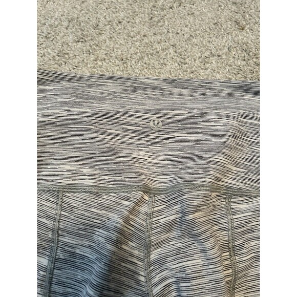 Lululemon Wunder Under‎ Crop II Roll Down Mesh Wee Are From Space Silver Spoon 4 - Picture 5 of 5